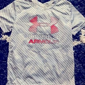 4t UA shirt